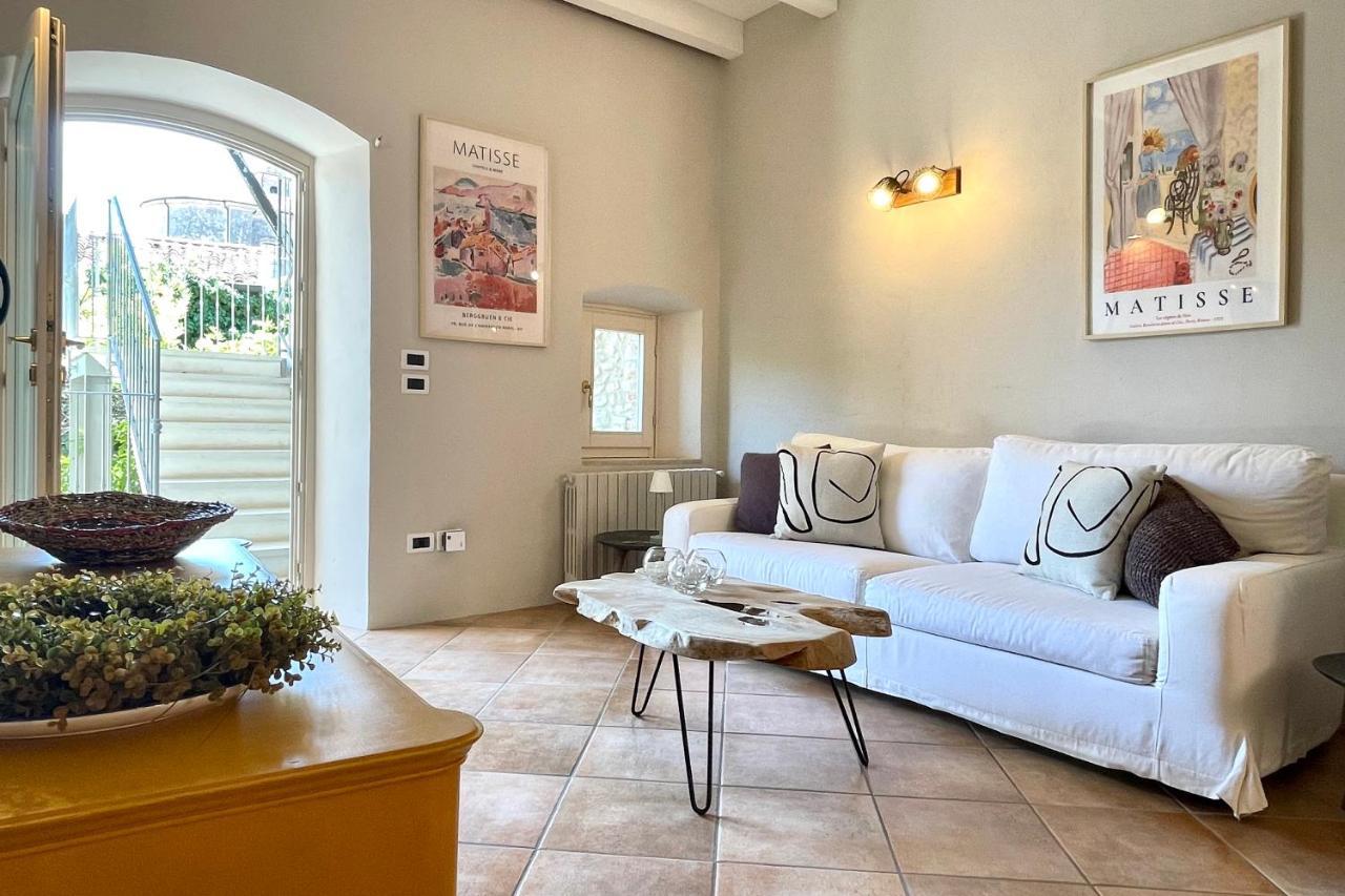 Appartement Borgo Dei Sogni à San Felice del Benaco Extérieur photo