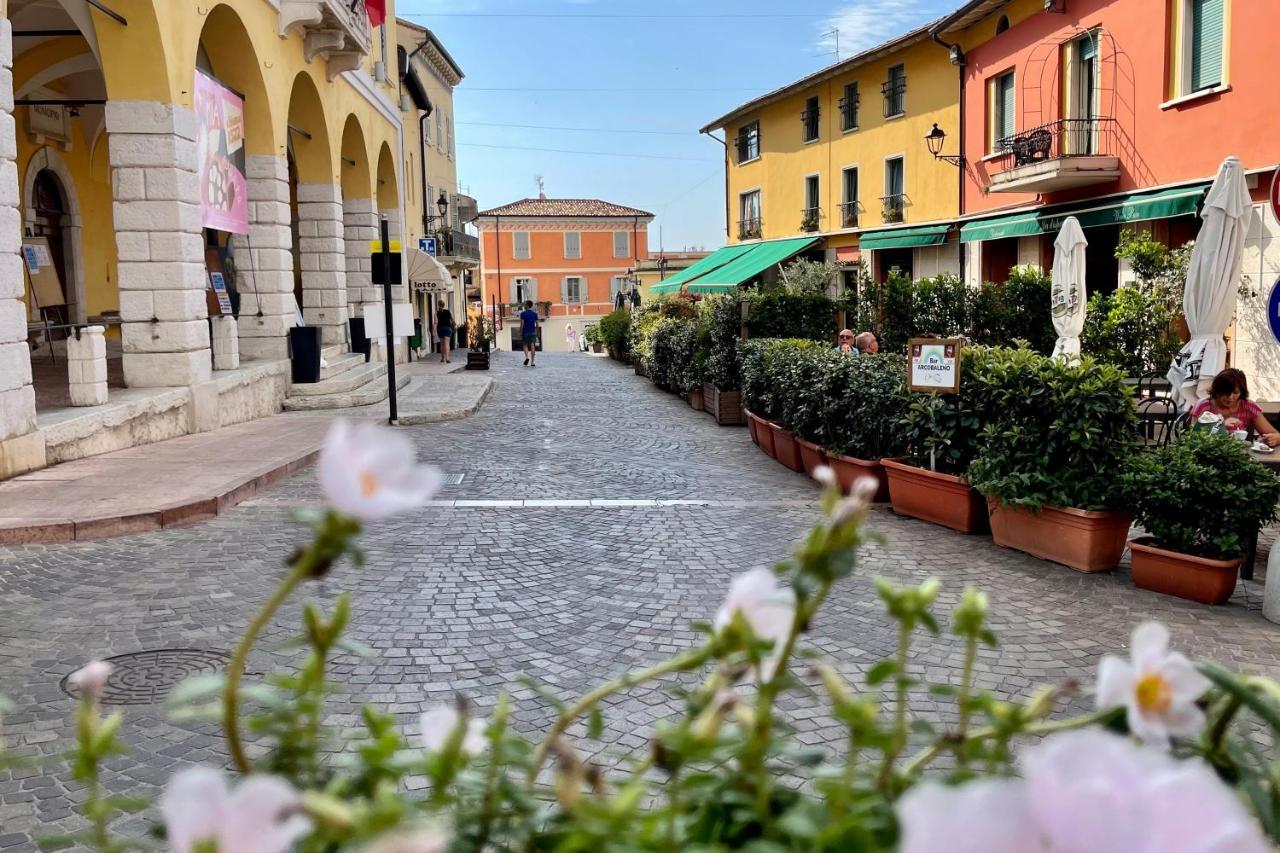 Appartement Borgo Dei Sogni à San Felice del Benaco Extérieur photo