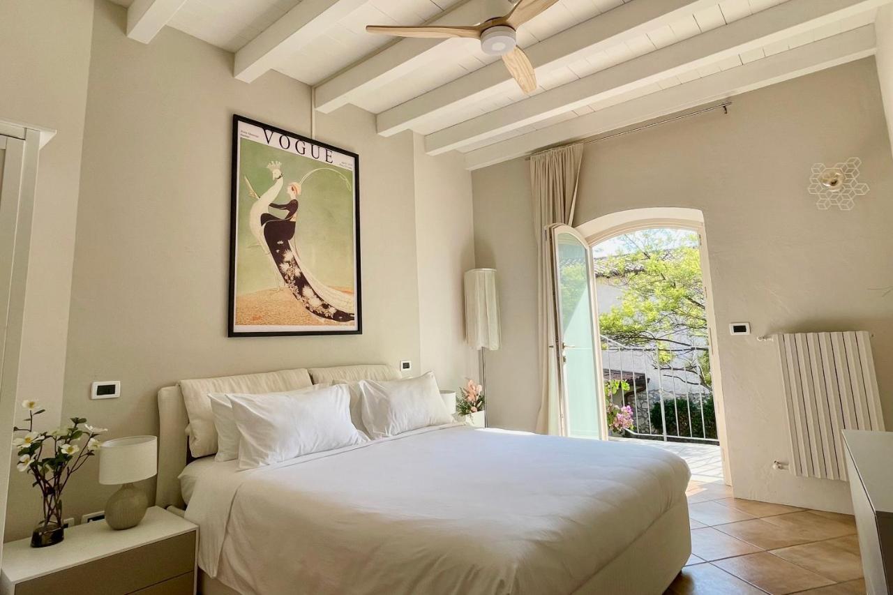 Appartement Borgo Dei Sogni à San Felice del Benaco Extérieur photo