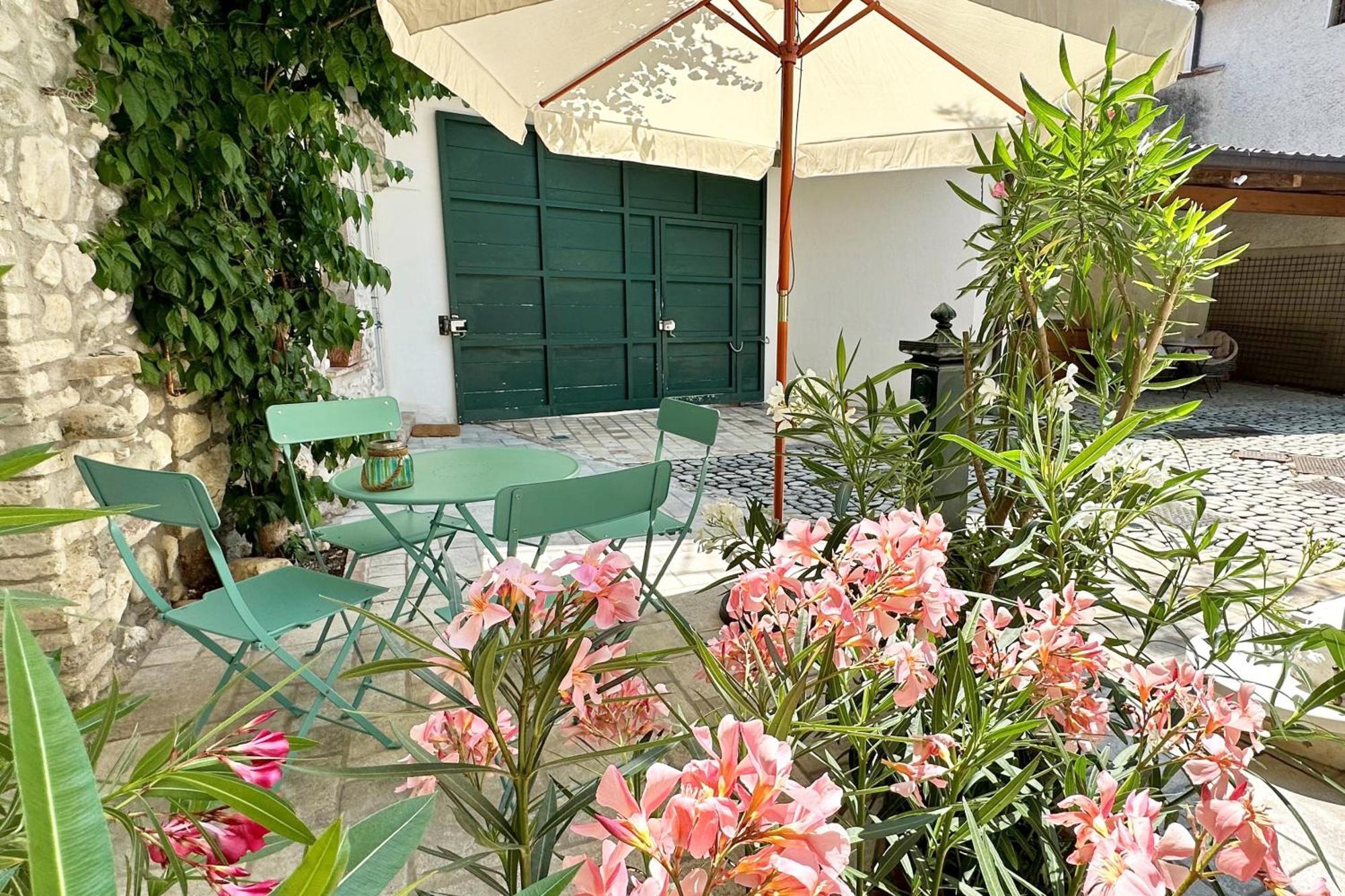 Appartement Borgo Dei Sogni à San Felice del Benaco Extérieur photo